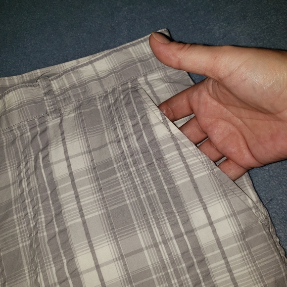 NWOT Calvin Klein Men's Shorts - Picture 4 of 6